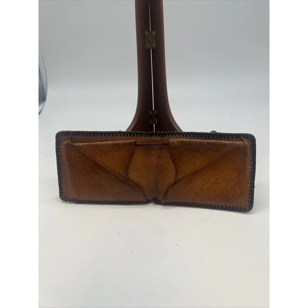 Vintage‎ Brown Leather Wallet flower design